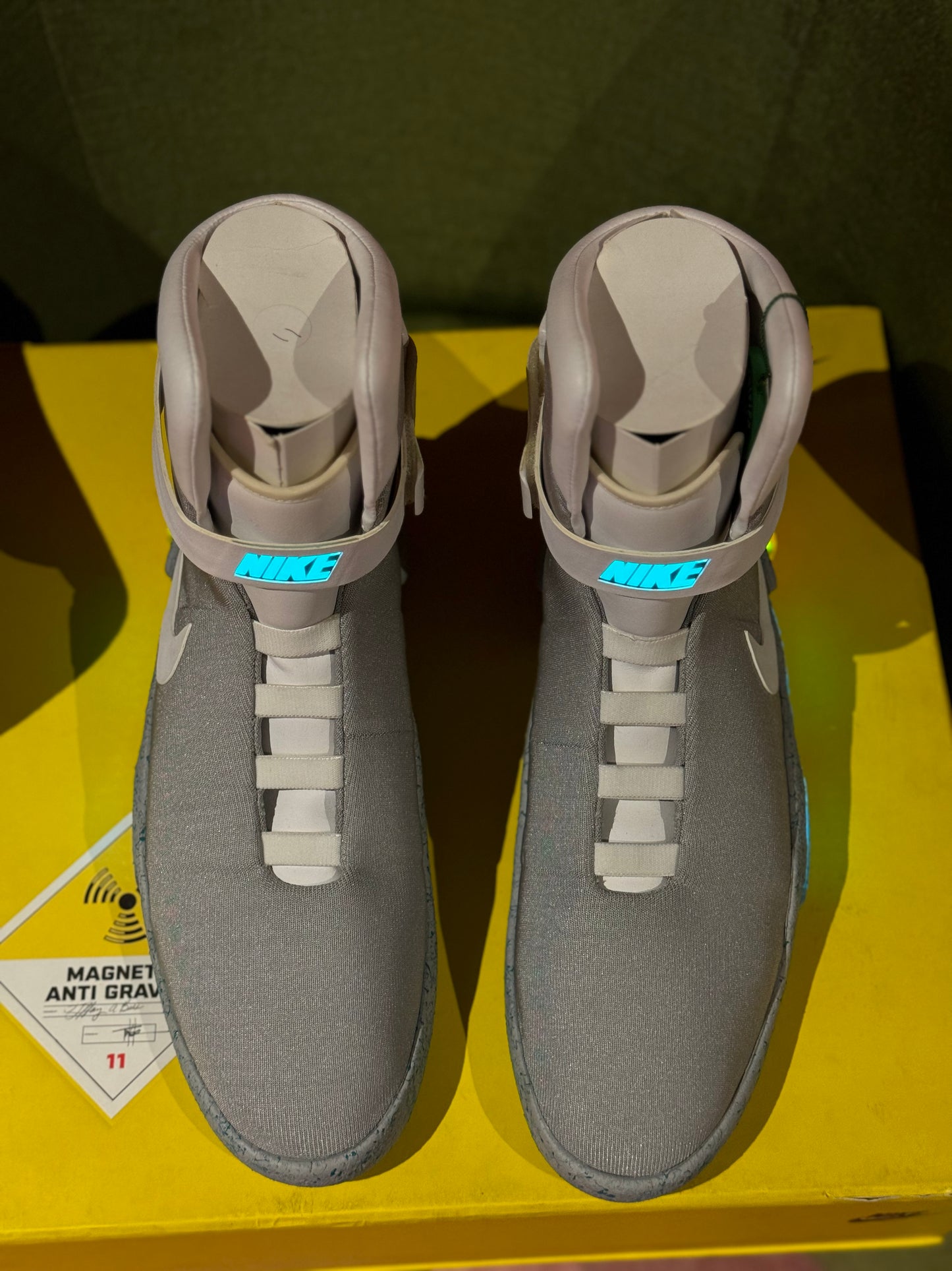 2011 Nike Mag with Signed Hoverboard (US11)