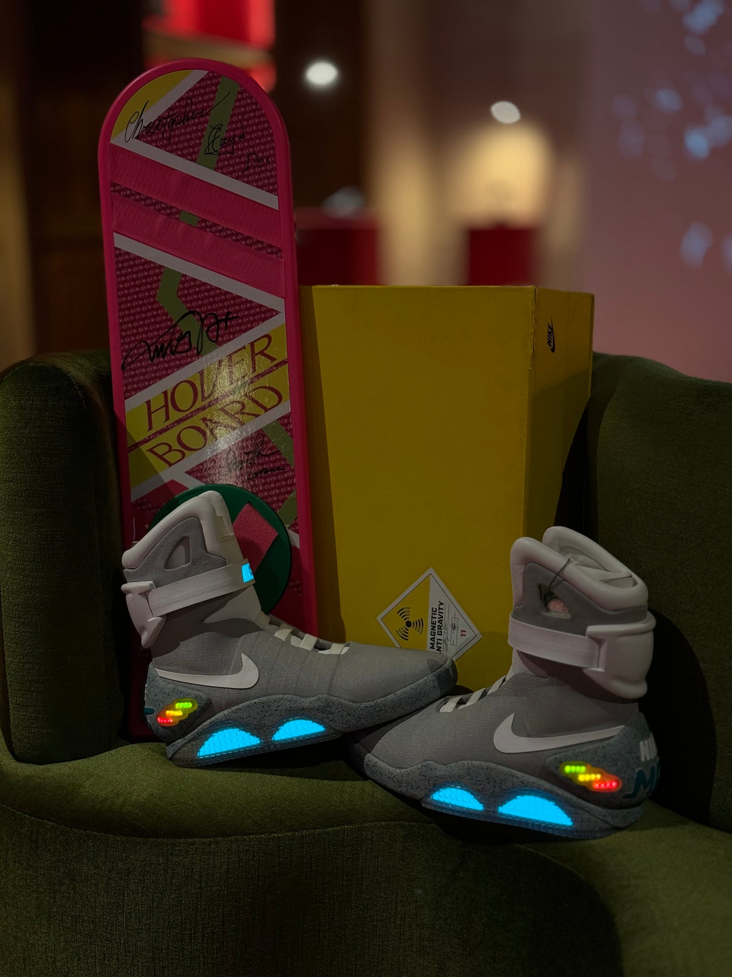 2011 Nike Mag with Signed Hoverboard (US11)
